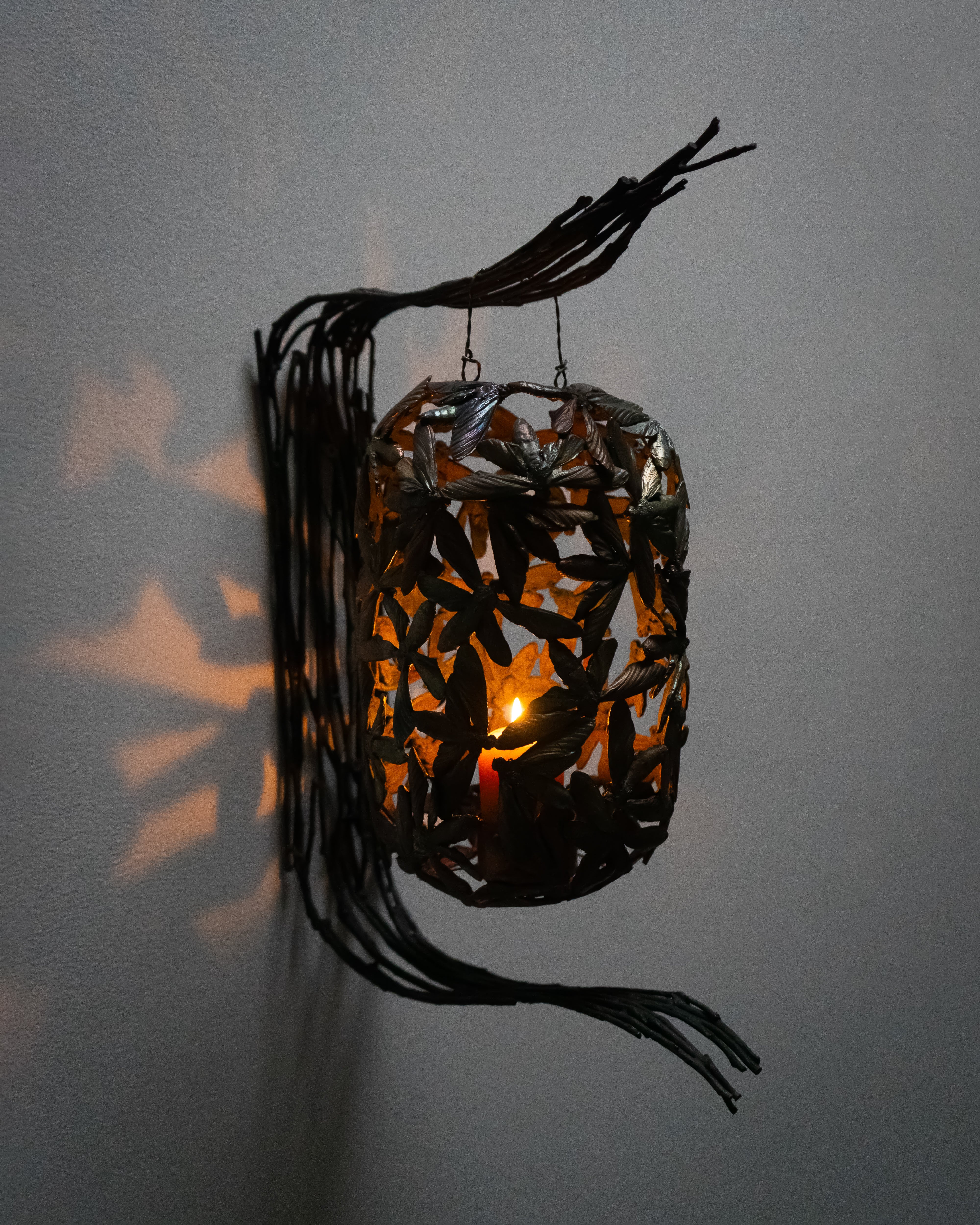 Chōchin of the Flickering Moth